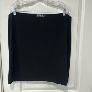 SYMPLI short black pull on skirt Size 18